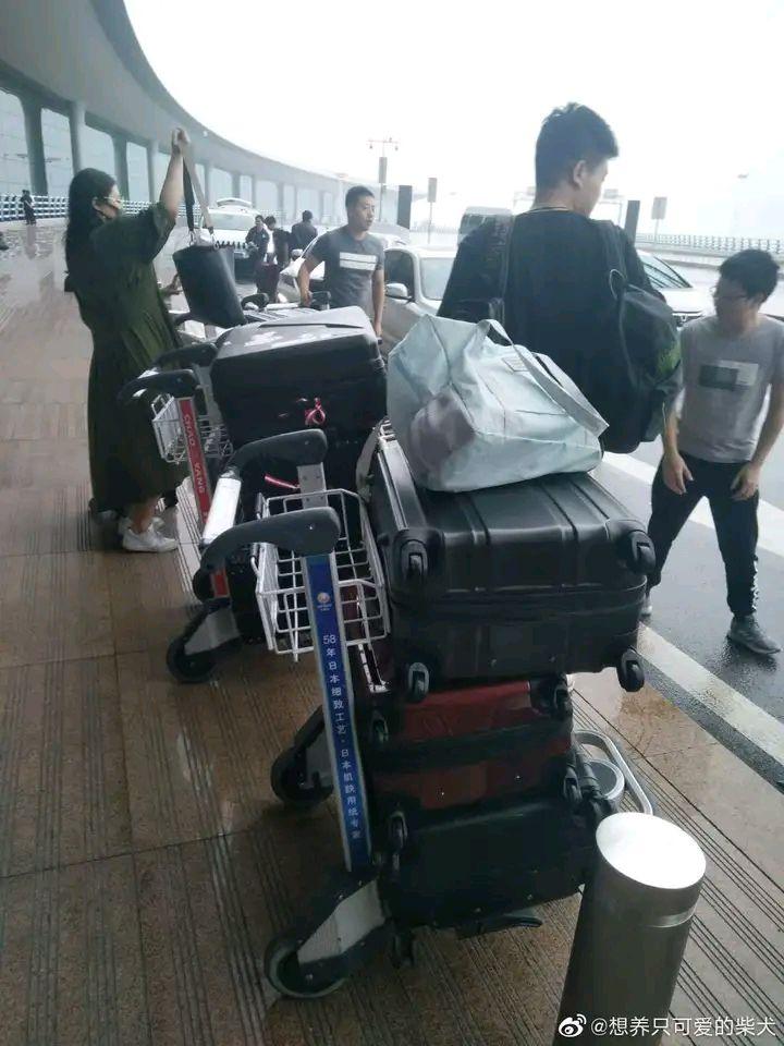 关于首尔现场爆战，双方实力对比引热议的信息